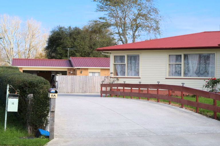 Photo of property in 13 Celia Place, Mangere East, Auckland, 2024