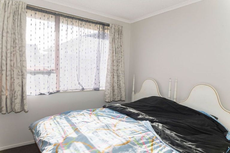 Photo of property in 12 Mccallum Street, Dannevirke, 4930