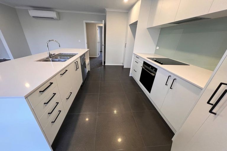 Photo of property in 5a Wexford Crescent, Halswell, Christchurch, 8025