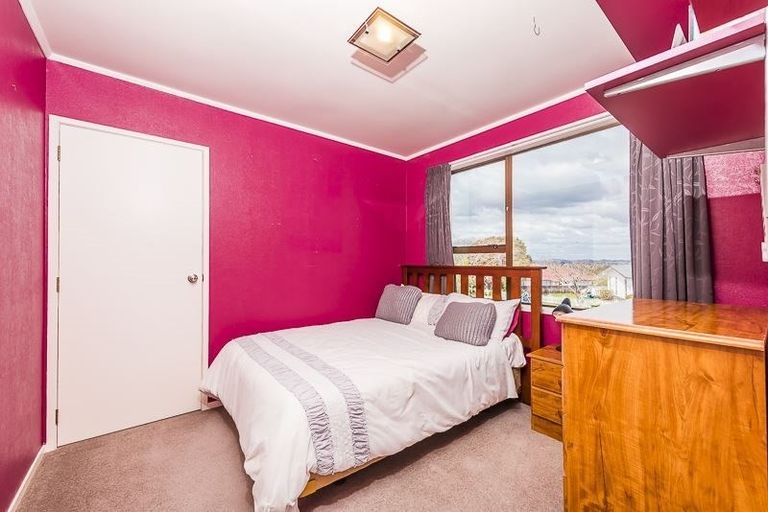 Photo of property in 62 West Harbour Drive, West Harbour, Auckland, 0618