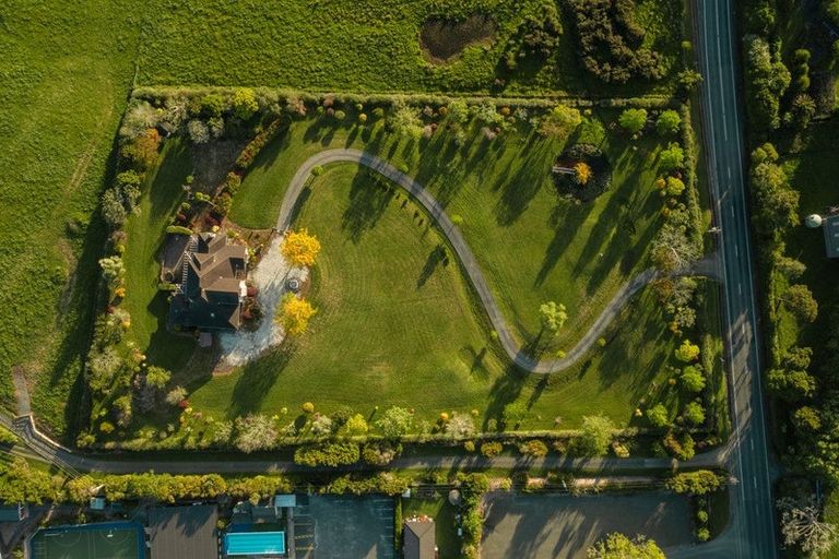 Photo of property in 470 Waitoki Road, Wainui, Silverdale, 0994