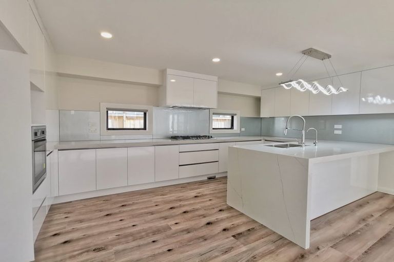 Photo of property in 34 Myland Drive, Hobsonville, Auckland, 0616