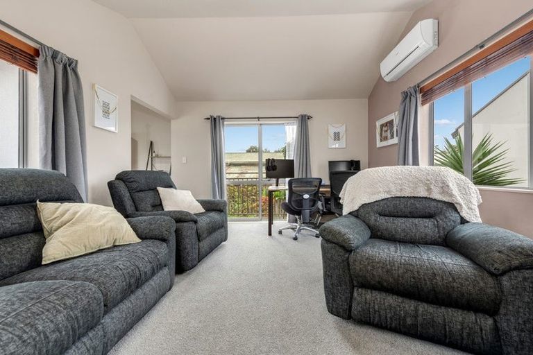 Photo of property in 2b Hall Avenue, Mangere, Auckland, 2022
