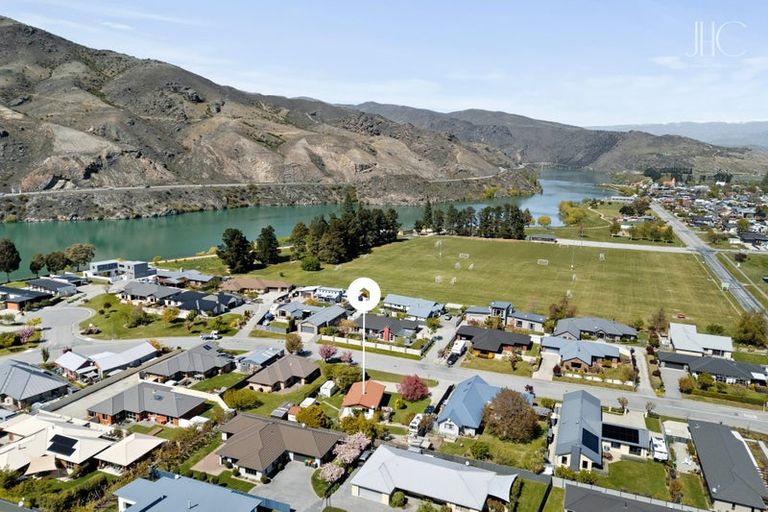 Photo of property in 8 Sunhaven Cove, Cromwell, 9310