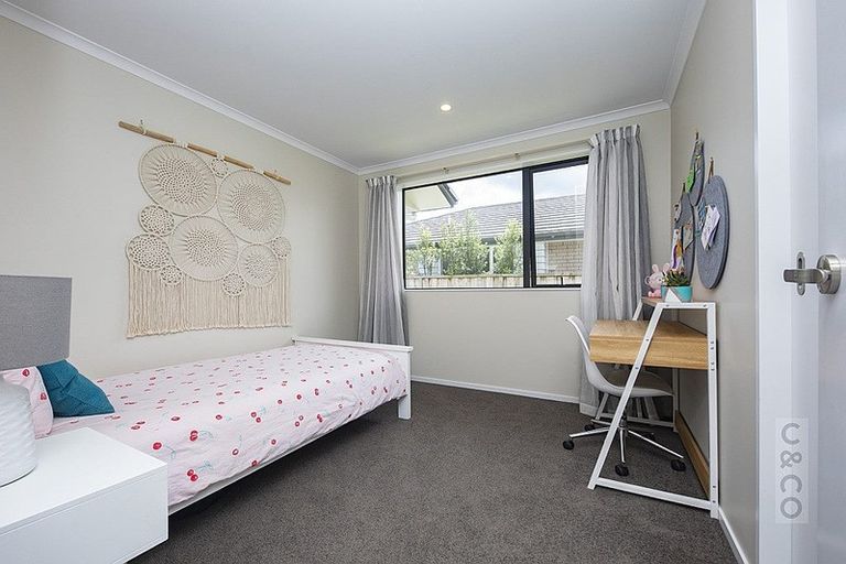 Photo of property in 12 Turpin Road, Riverhead, 0820