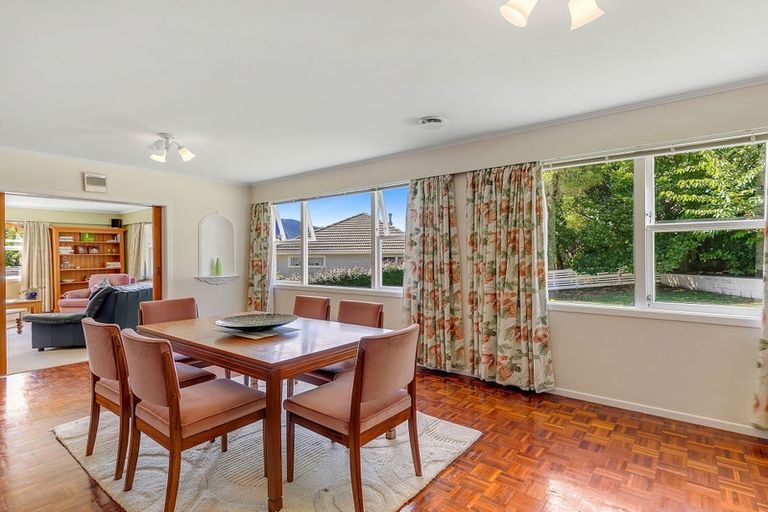 Photo of property in 35 Pembroke Street, Tawa, Wellington, 5028