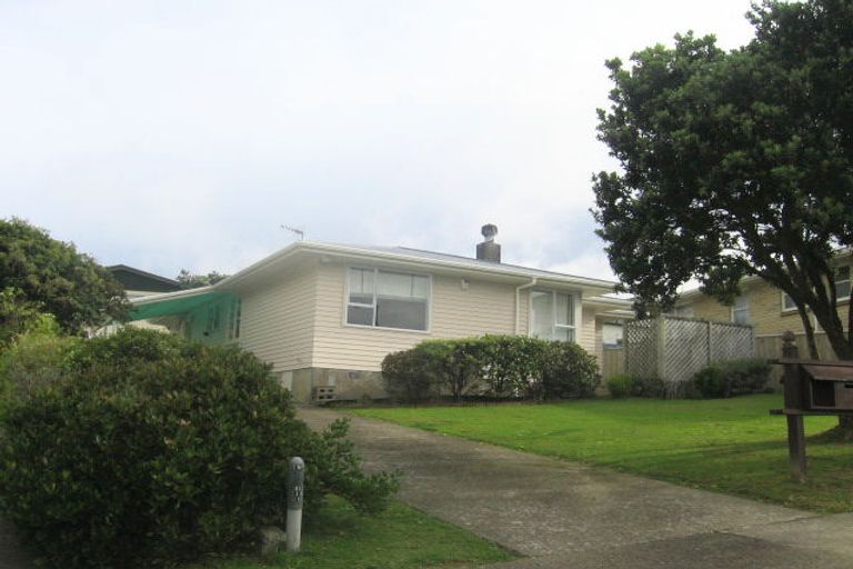 Photo of property in 3 Cedar Street, Maungaraki, Lower Hutt, 5010