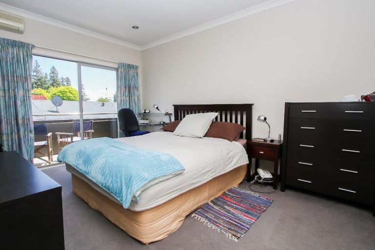 Photo of property in 6/15 Charlemont Street, Whitiora, Hamilton, 3200