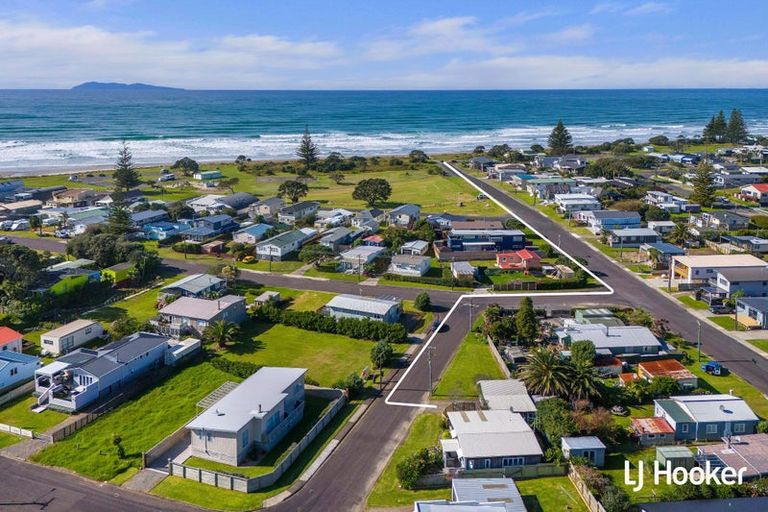 Photo of property in 9 Scarborough Road, Waihi Beach, 3611