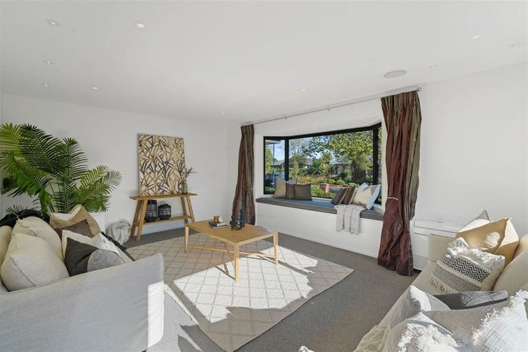 Photo of property in 16 Riverwood Boulevard, Redwood, Christchurch, 8051