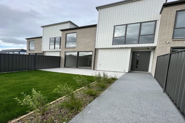 Photo of property in 4 Tokitoki Way, Kenepuru, Porirua, 5022