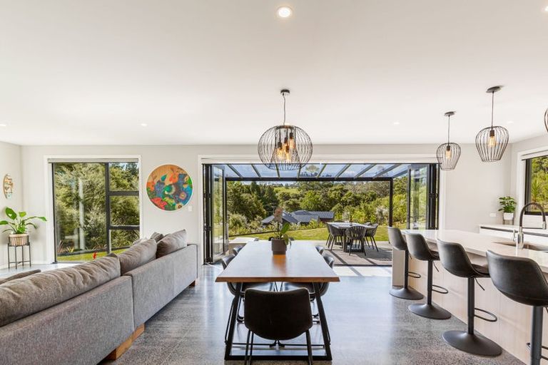 Photo of property in 224 Birdwood Road, Massey, Auckland, 0614