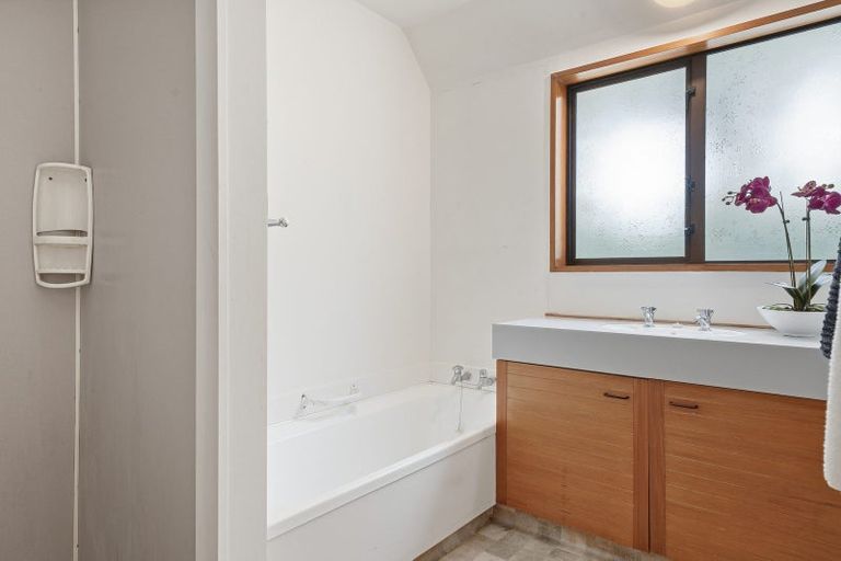 Photo of property in 1/46 Weston Road, St Albans, Christchurch, 8052