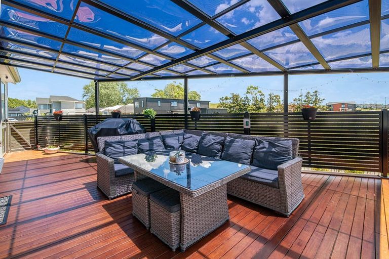 Photo of property in 87 Argent Lane, Wainui, 0932