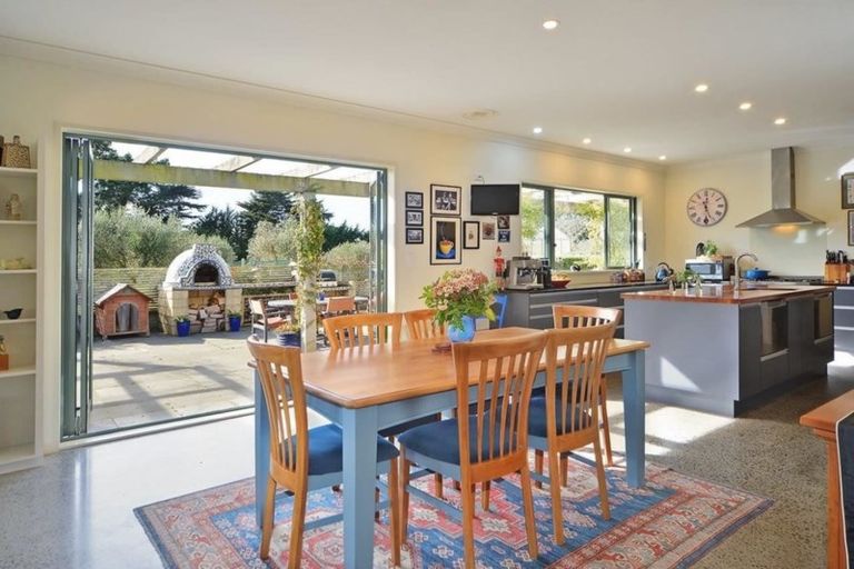 Photo of property in 1/239 Lake Ferry Road, Martinborough, 5781