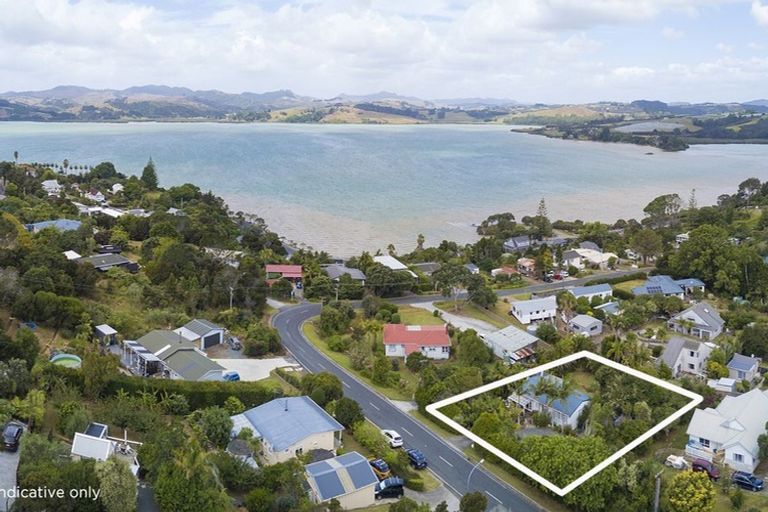 Photo of property in 12 Melody Lane, Mangonui, 0420