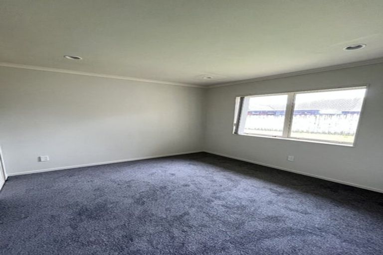 Photo of property in 52 Milson Drive, Papakura, 2110