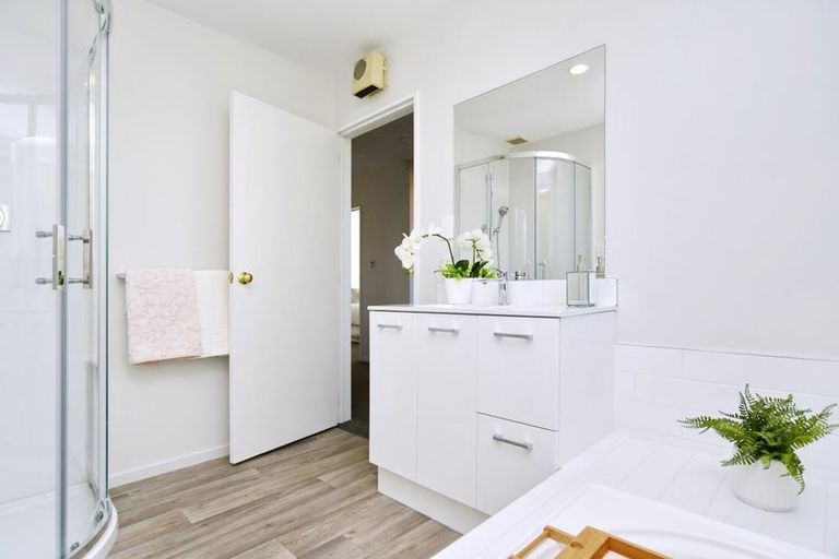 Photo of property in 641 Main North Road, Belfast, Christchurch, 8051