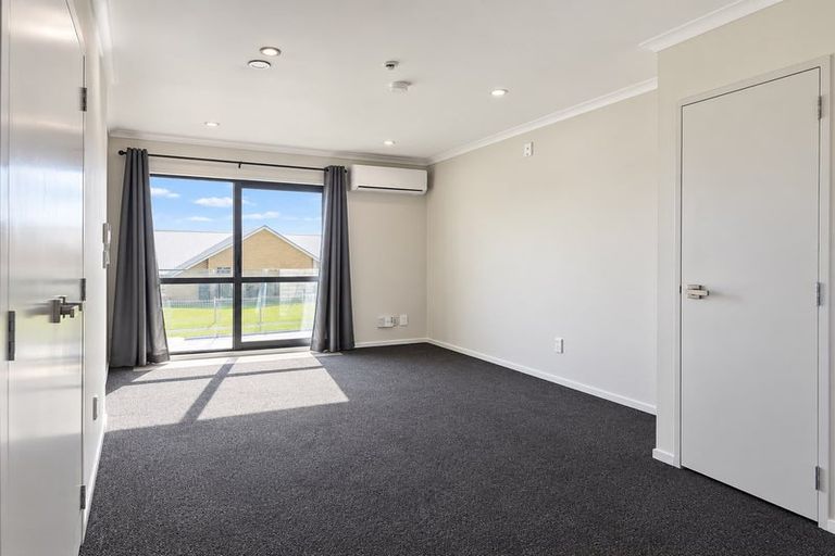 Photo of property in 2/8 Kerrs Road, Wiri, Auckland, 2104
