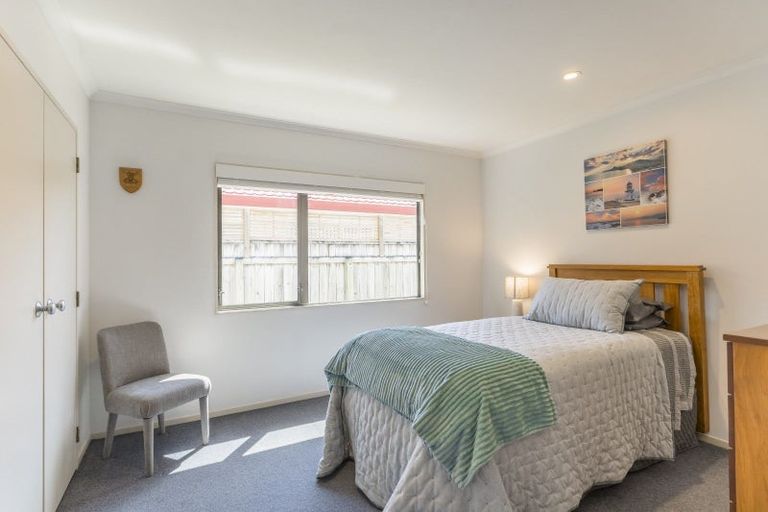 Photo of property in 94 Weggery Drive, Waikanae Beach, Waikanae, 5036