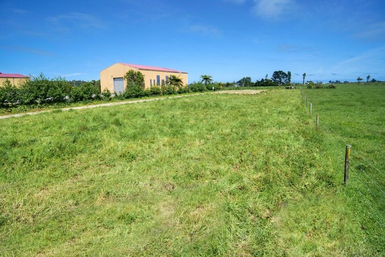 Photo of property in 11 Oparara Road, Karamea, 7893