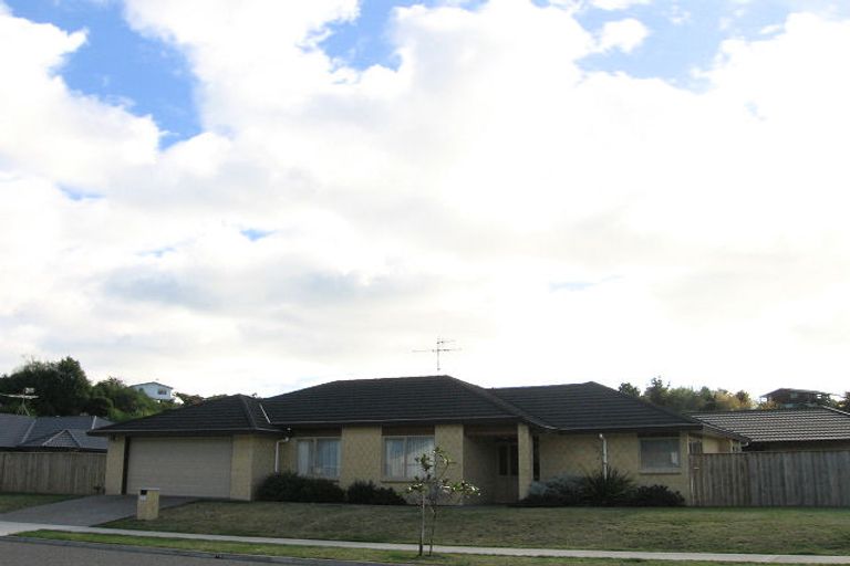 Photo of property in 2 Kennedy Place, Waikanae Beach, Waikanae, 5036