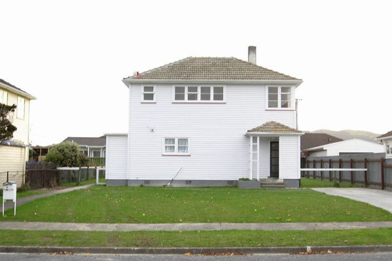 Photo of property in 41 Chapman Crescent, Naenae, Lower Hutt, 5011