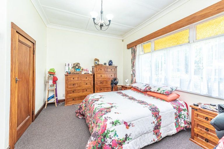 Photo of property in 1 Parkes Avenue, Saint Johns Hill, Whanganui, 4501