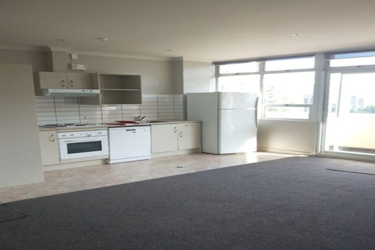 Photo of property in Mclean Towers, 1h/3 Shakespeare Road, Napier South, Napier, 4110