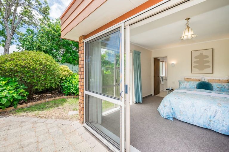 Photo of property in 43 Ngarara Road, Waikanae, 5036