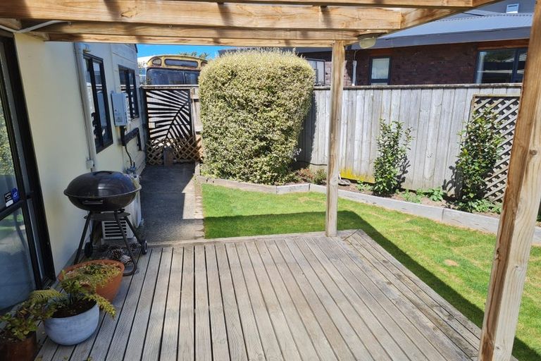 Photo of property in 24b Dorset Crescent, Hokowhitu, Palmerston North, 4410
