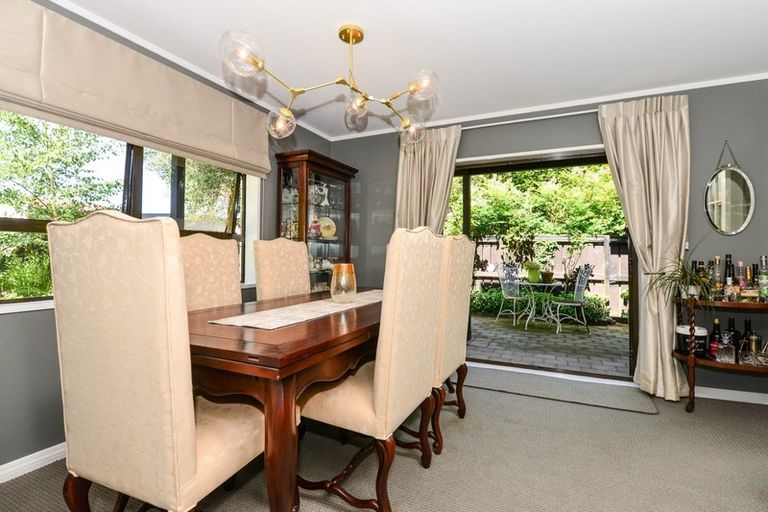 Photo of property in 28 Cooper Place, Chedworth, Hamilton, 3210