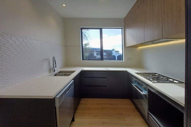 Photo of property in 1/2 Maxwelton Drive, Mairangi Bay, Auckland, 0630