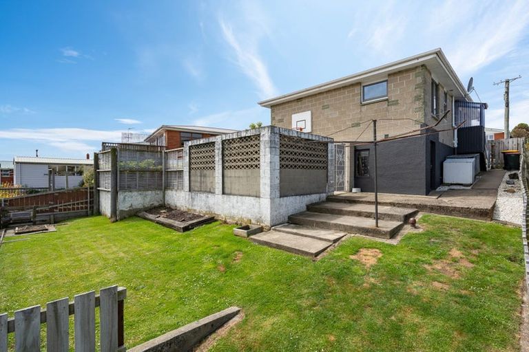 Photo of property in 50 Elwyn Crescent, Green Island, Dunedin, 9018