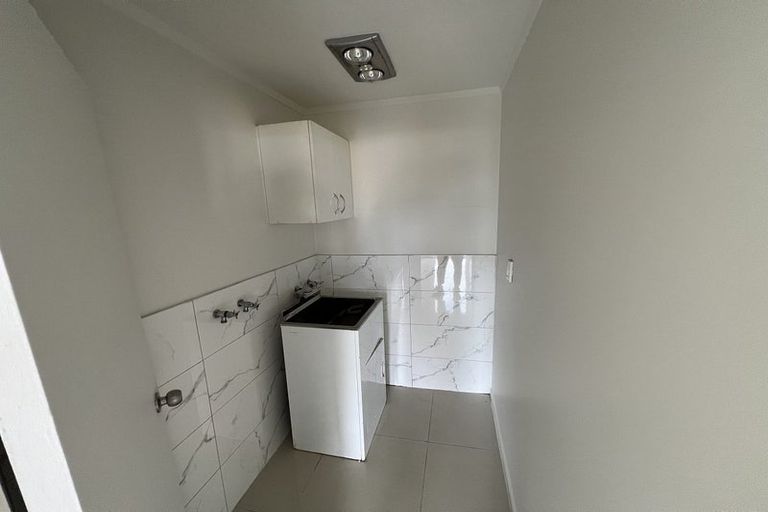 Photo of property in 22 Goodwood Drive, Goodwood Heights, Auckland, 2105