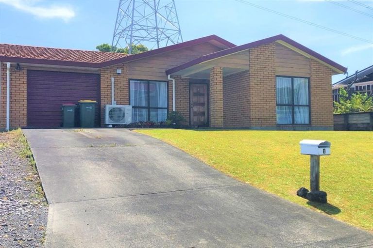 Photo of property in 1 Broadfield Street, Massey, Auckland, 0614