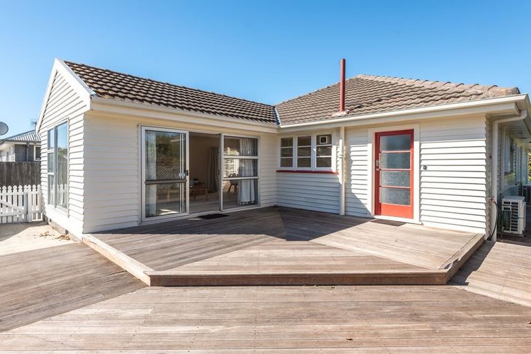 Photo of property in 245 Weston Road, Mairehau, Christchurch, 8052