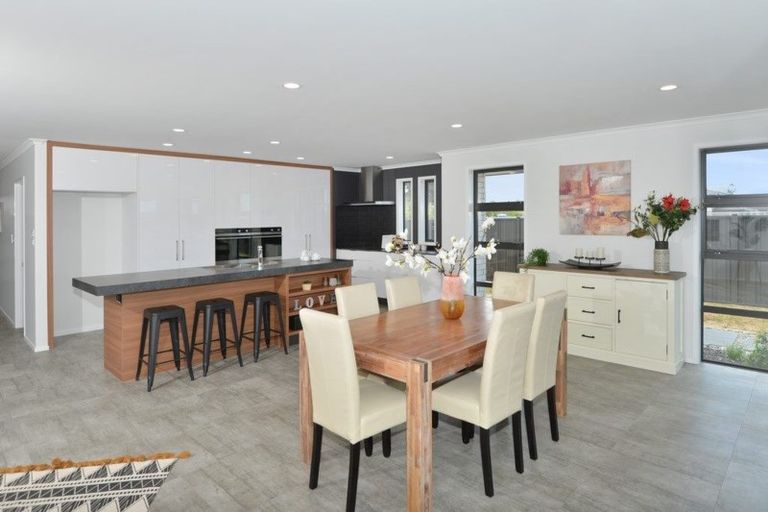 Photo of property in 59 Stace Hopper Drive, One Tree Point, 0118