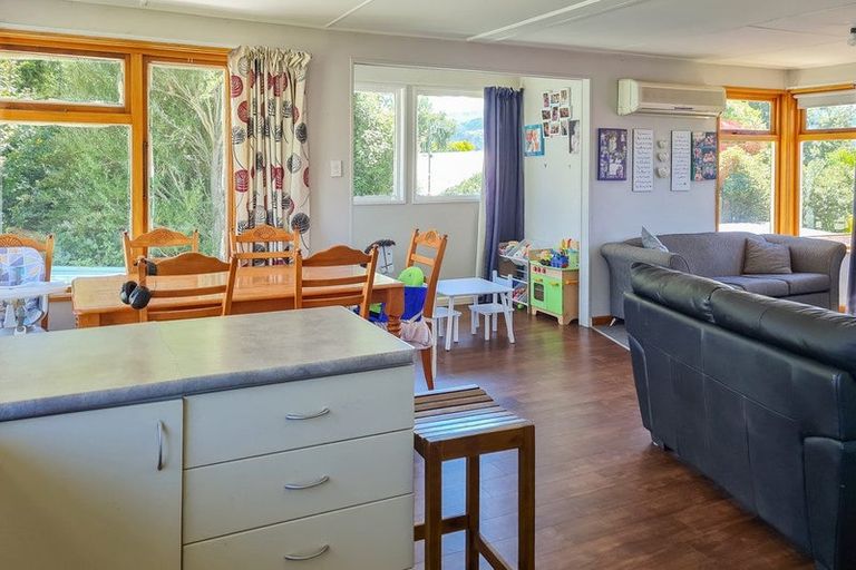 Photo of property in 16 Rees Street, Duntroon, Oamaru, 9494