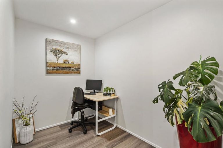 Photo of property in 7137/135 Manuka Road, Bayview, Auckland, 0629