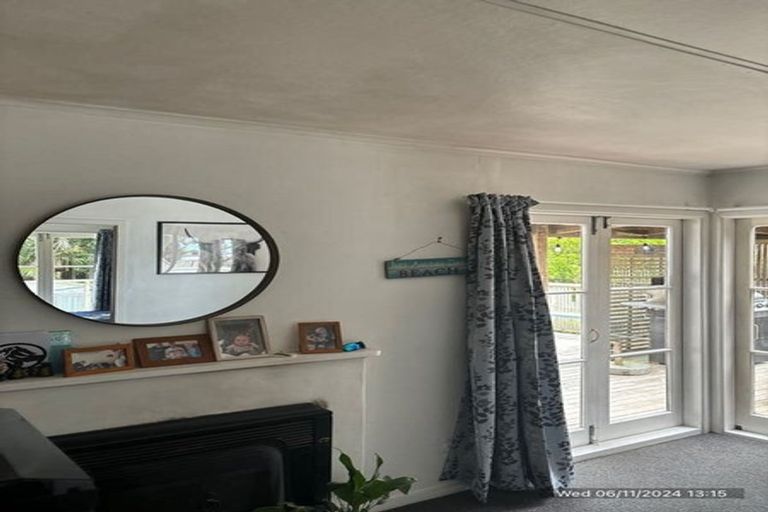 Photo of property in 88 Motutara Road, Muriwai, Waimauku, 0881