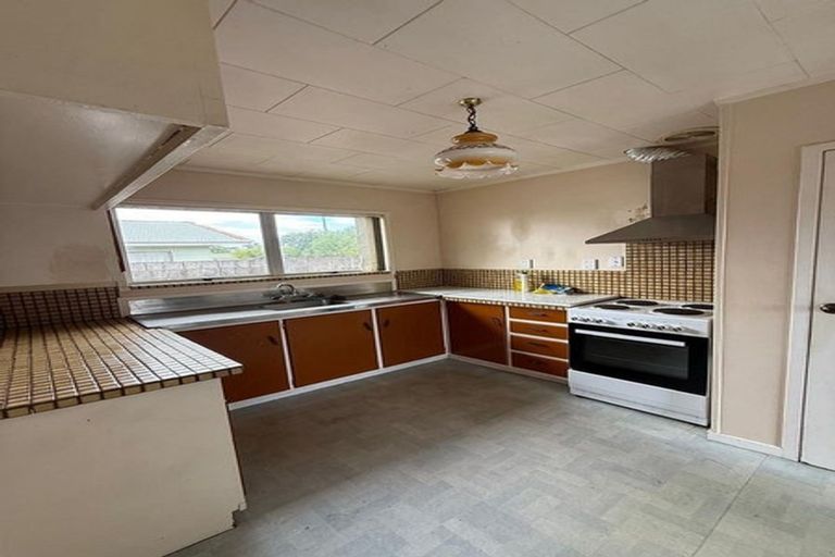 Photo of property in 2/100 Cargill Street, Papakura, 2110