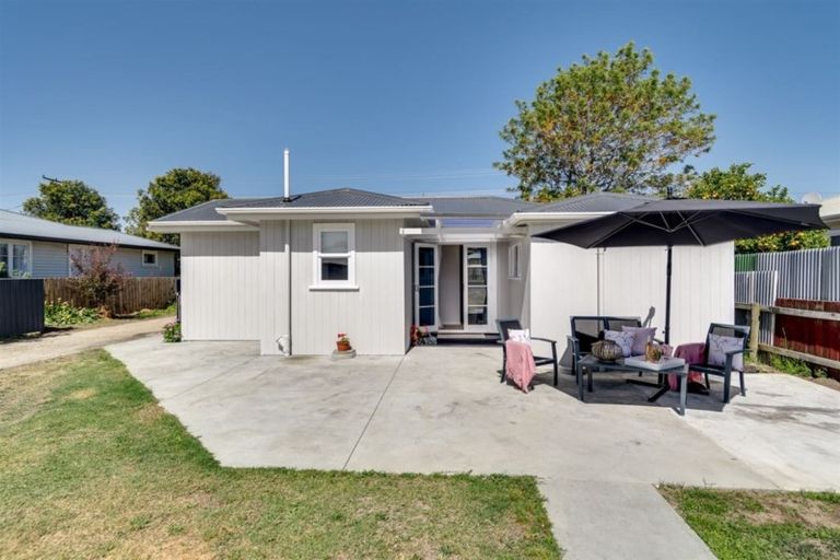 Photo of property in 517 Main North Road, Bay View, Napier, 4104