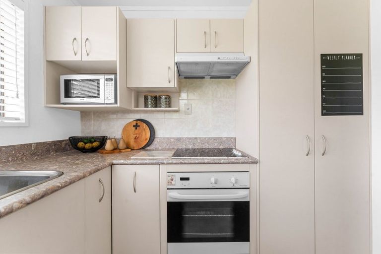 Photo of property in 3 Devon Street, Greerton, Tauranga, 3112