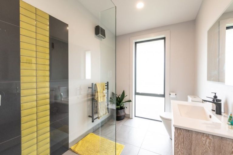 Photo of property in 213 Golden Road, Springvale, Alexandra, 9393