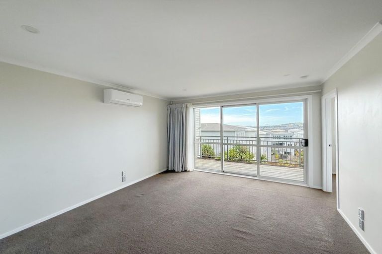 Photo of property in 7 Panakenake Way, Flat Bush, Auckland, 2019