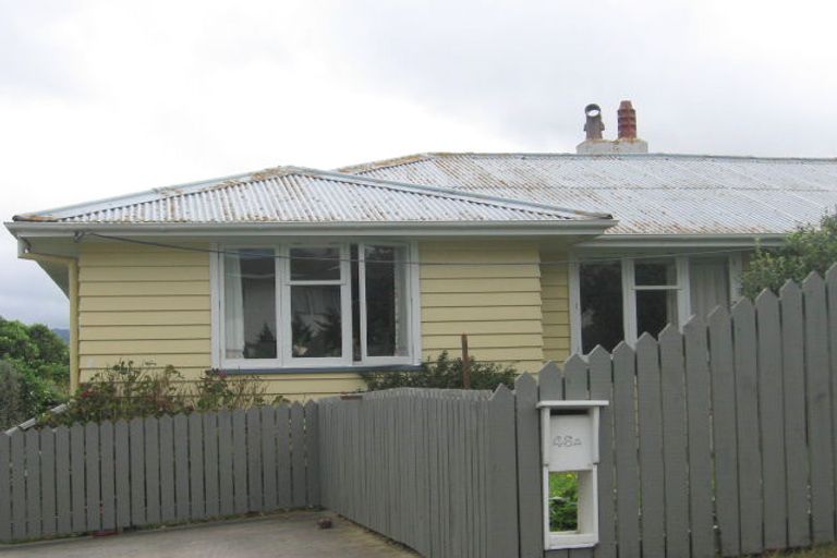 Photo of property in 48 Raukawa Street, Strathmore Park, Wellington, 6022