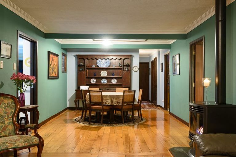 Photo of property in 12 Burrows Street, Tauranga South, Tauranga, 3112