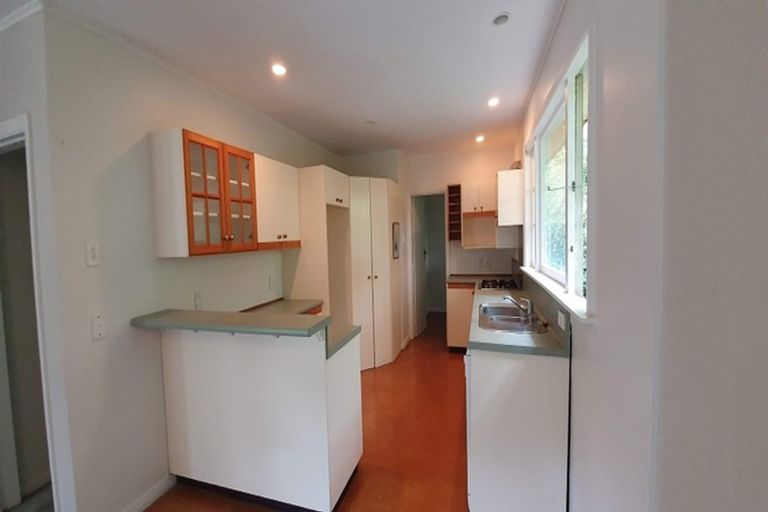 Photo of property in 43 Kirkwood Avenue, Upper Riccarton, Christchurch, 8041