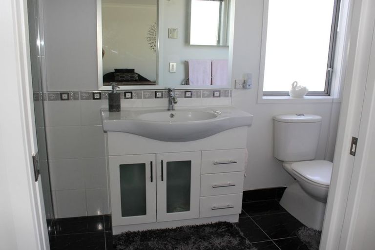 Photo of property in 10a Madison Street, Cambridge, 3434